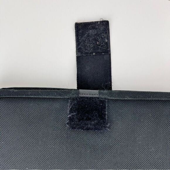 TUMI Black Padded Nylon Pouch Laptop Computer Sleeve Insert 281SD3 - Picture 6 of 8